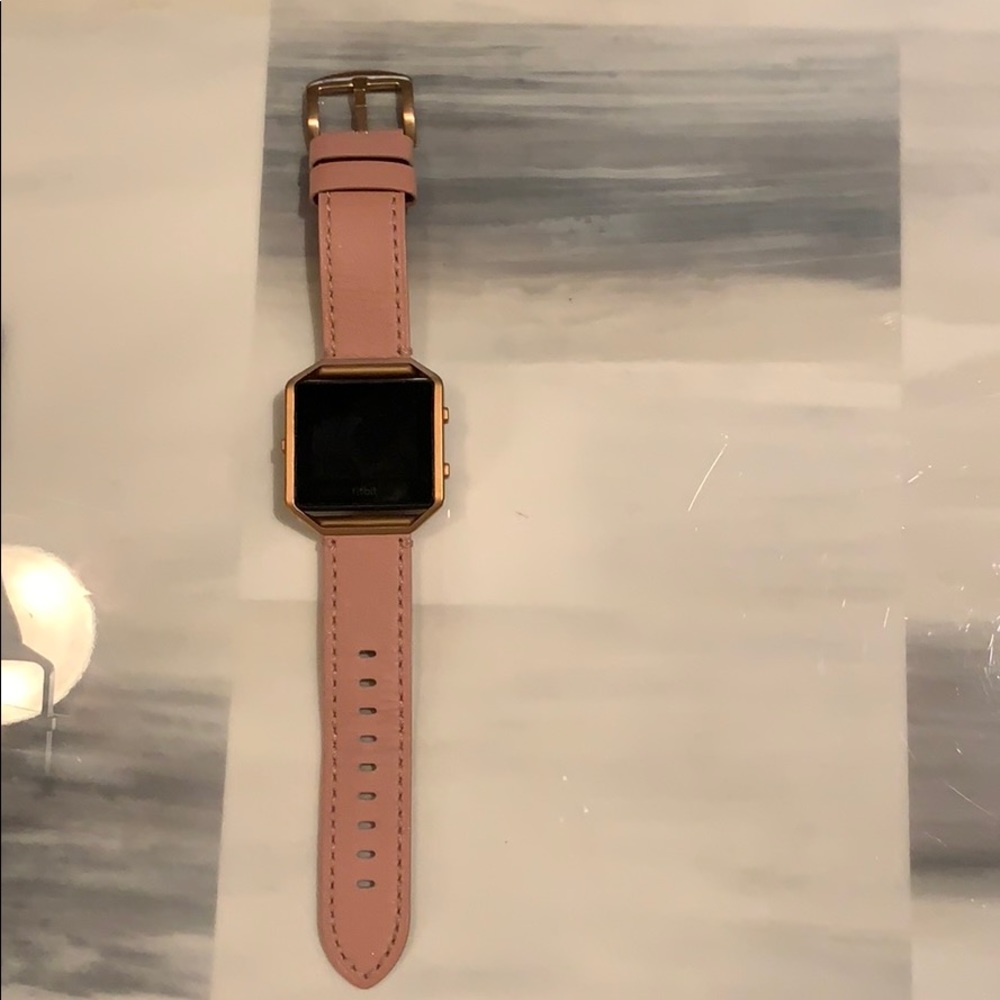 Fitbit Blaze with 5 leather bands and 1 standard